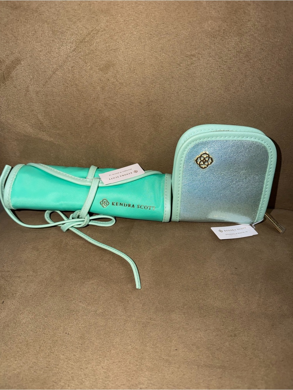 Kendra Scott Mint Green Jewelry Roll and Iridescent Card Holder